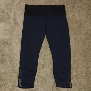 Lululemon Runday Crop Inkwell Tonka Stripe